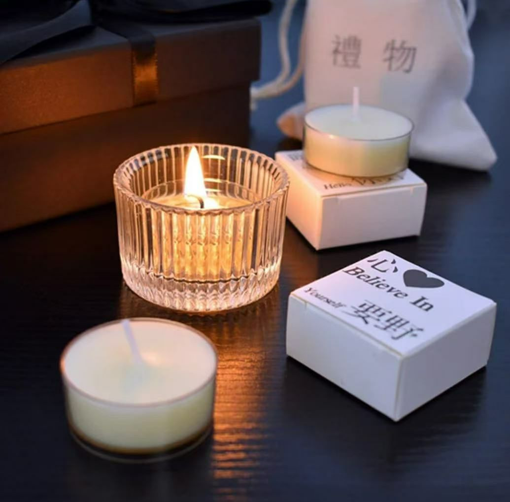 Photophores en verre côtelé de la marque NBEADS, parfaits pour la décoration intérieure.