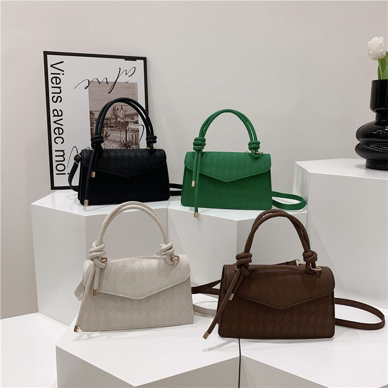 Sac femme 2022 automne et hiver nouvelle mode rétro indentation rhombique à main petit sac carré sac à bandoulière pour femme