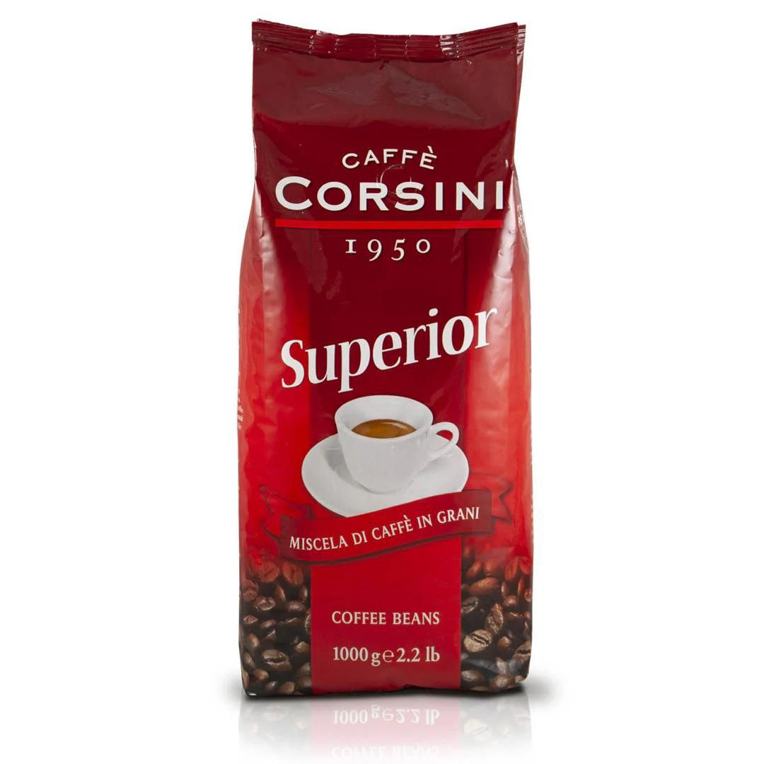 Une boîte de grains de café Superior torréfiées.  Un café au goût plein et à l'arôme invitant un mélange corsé et rond,